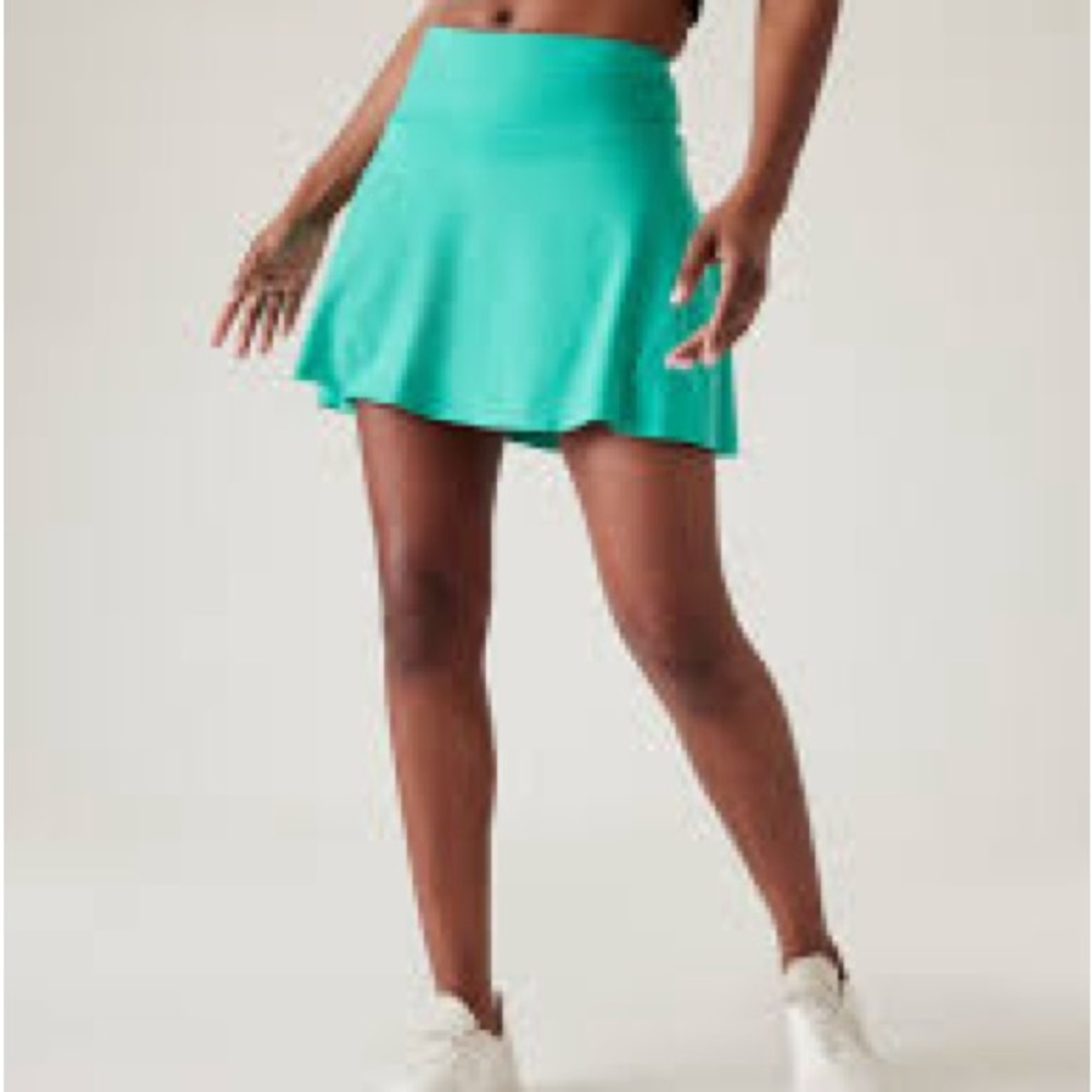 NWOT Athleta ACE TENNIS SKORT 15.5" sz XS Gulf Green
